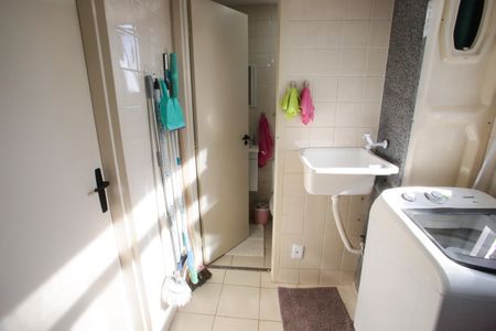 Apartamento à venda com 86m², 3 quartos e 1 vagaÁrea de Serviço