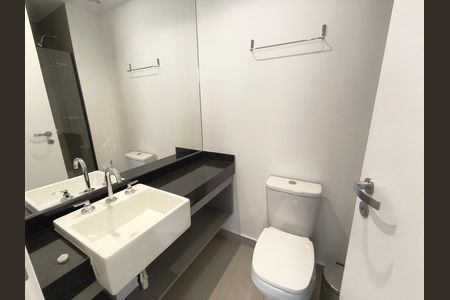 Banheiro de kitnet/studio para alugar com 1 quarto, 20m² em Vila Mariana, São Paulo