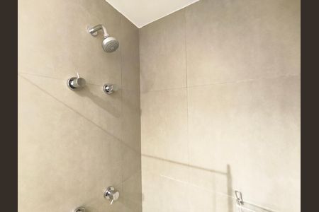 Banheiro de kitnet/studio para alugar com 1 quarto, 20m² em Vila Mariana, São Paulo