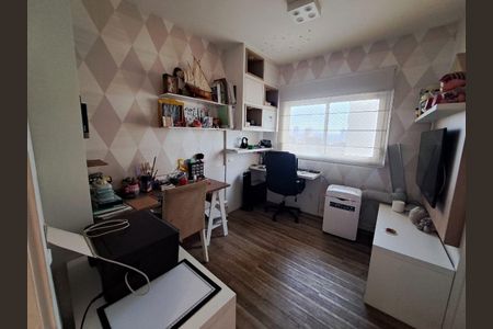 Apartamento à venda com 136m², 3 quartos e 2 vagasSuíte 1