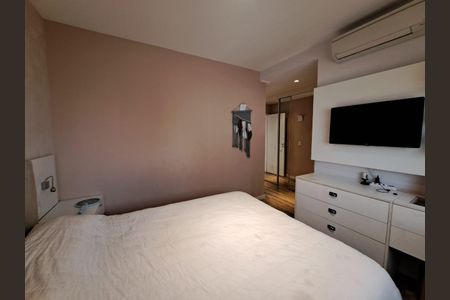 Apartamento à venda com 136m², 3 quartos e 2 vagasSuíte 2