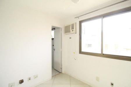 Apartamento à venda com 130m², 4 quartos e 2 vagas Apartamento à venda com 130m², 4 quartos e 2 vagasSuíte 1