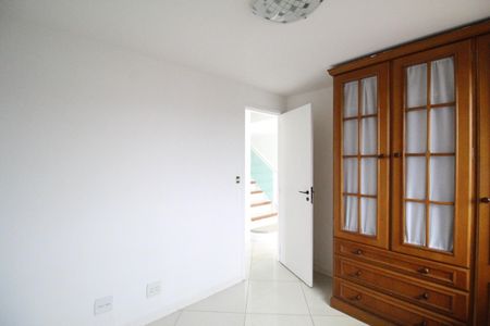 Apartamento à venda com 130m², 4 quartos e 2 vagas Apartamento à venda com 130m², 4 quartos e 2 vagasQuarto 1