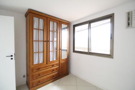 Apartamento à venda com 130m², 4 quartos e 2 vagas Apartamento à venda com 130m², 4 quartos e 2 vagasQuarto 1