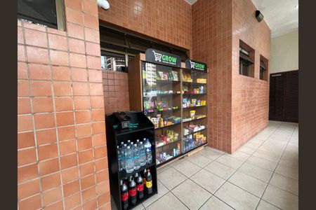 Apartamento à venda com 130m², 4 quartos e 2 vagas Apartamento à venda com 130m², 4 quartos e 2 vagasÁrea comum - Conveniência