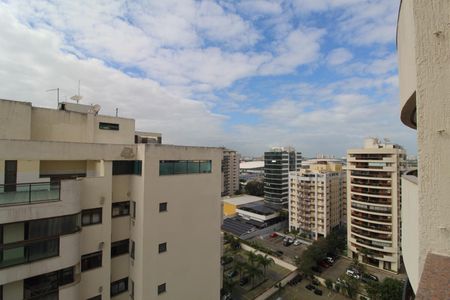 Apartamento à venda com 130m², 4 quartos e 2 vagas Apartamento à venda com 130m², 4 quartos e 2 vagasSuite 1 - Vista