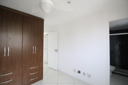 Apartamento à venda com 130m², 4 quartos e 2 vagas Apartamento à venda com 130m², 4 quartos e 2 vagasSuíte 1