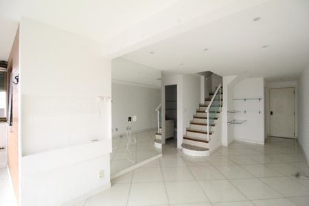 Apartamento à venda com 130m², 4 quartos e 2 vagas Apartamento à venda com 130m², 4 quartos e 2 vagasSala