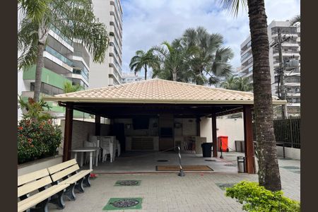 Apartamento à venda com 130m², 4 quartos e 2 vagas Apartamento à venda com 130m², 4 quartos e 2 vagasÁrea comum - Churrasqueira