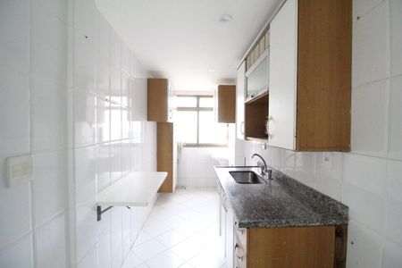 Apartamento à venda com 130m², 4 quartos e 2 vagas Apartamento à venda com 130m², 4 quartos e 2 vagasCozinha