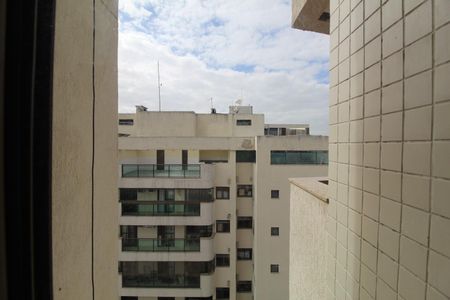 Apartamento à venda com 130m², 4 quartos e 2 vagas Apartamento à venda com 130m², 4 quartos e 2 vagasÁrea de serviço 1 - Vista