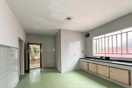 Casa para alugar com 74m², 2 quartos e sem vagaCozinha