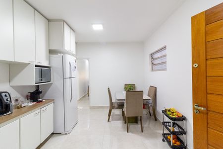 Casa à venda com 121m², 3 quartos e 2 vagasCozinha