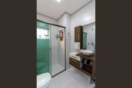 Casa à venda com 121m², 3 quartos e 2 vagasBanheiro Social