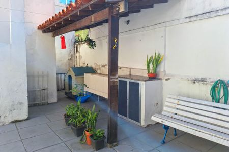 Casa à venda com 168m², 3 quartos e sem vagaQuintal