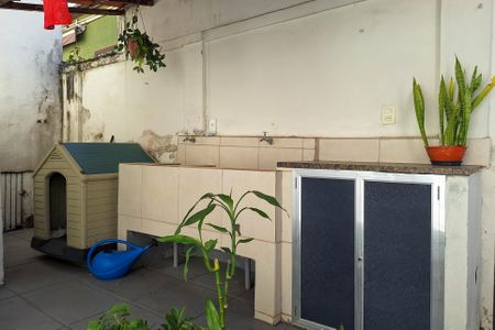 Casa à venda com 168m², 3 quartos e sem vagaÁrea de Serviço