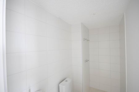 Apartamento à venda com 37m², 2 quartos e sem vaga Apartamento à venda com 37m², 2 quartos e sem vagaBanheiro