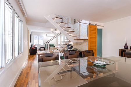 Casa à venda com 3 quartos, 193m² em Santo Amaro, São Paulo