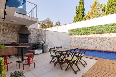 Casa à venda com 3 quartos, 193m² em Santo Amaro, São Paulo
