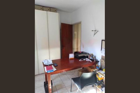 Casa à venda com 3 quartos, 130m² em Interlagos, São Paulo