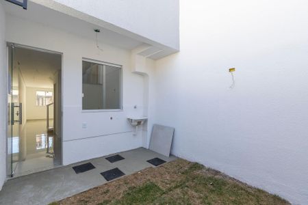 Casa à venda com 115m², 2 quartos e 1 vagaÁrea de Serviço