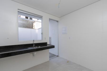 Casa à venda com 115m², 2 quartos e 1 vagaCozinha