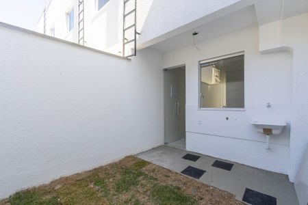 Casa à venda com 115m², 2 quartos e 1 vagaÁrea de Serviço