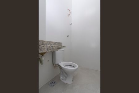 Casa à venda com 115m², 2 quartos e 1 vagaBanheiro da Suíte 1