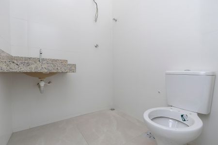 Casa à venda com 115m², 2 quartos e 1 vagaBanheiro da Suíte 2