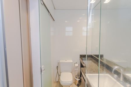 Apartamento à venda com 154m², 4 quartos e 3 vagasBanheiro da Suíte 2