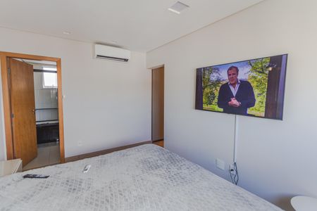 Apartamento à venda com 154m², 4 quartos e 3 vagasSuíte 1