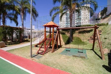 Apartamento à venda com 154m², 4 quartos e 3 vagasÁrea comum - Playground