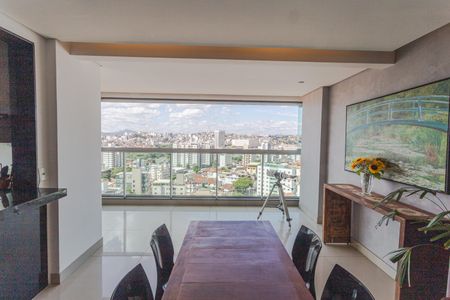 Apartamento à venda com 154m², 4 quartos e 3 vagasVaranda da Sala