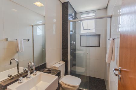 Apartamento à venda com 154m², 4 quartos e 3 vagasBanheiro Social