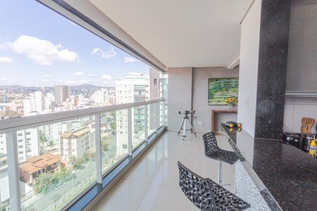 Apartamento à venda com 154m², 4 quartos e 3 vagasVaranda da Sala