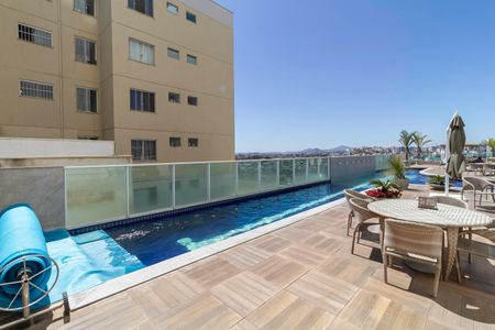Apartamento à venda com 154m², 4 quartos e 3 vagasÁrea Comum - Piscina