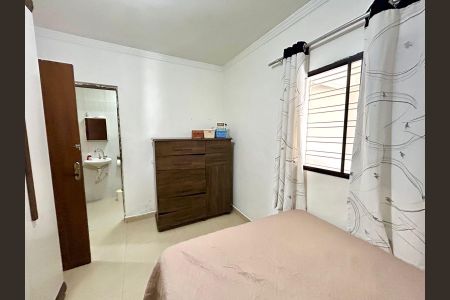 Casa para alugar com 400m², 2 quartos e 2 vagasQuarto 2