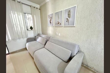 Casa para alugar com 400m², 2 quartos e 2 vagasSala