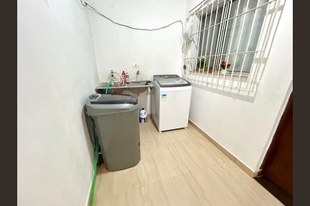 Casa para alugar com 400m², 2 quartos e 2 vagasÁrea de Serviço