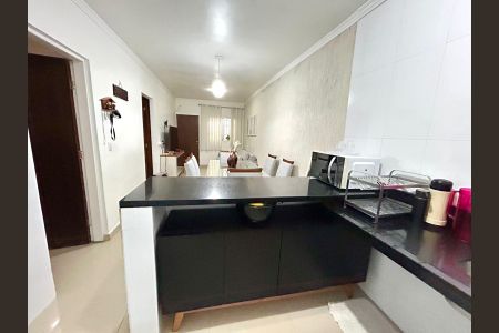 Casa para alugar com 400m², 2 quartos e 2 vagasCozinha