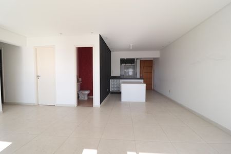 Apartamento à venda com 107m², 2 quartos e 3 vagasSala