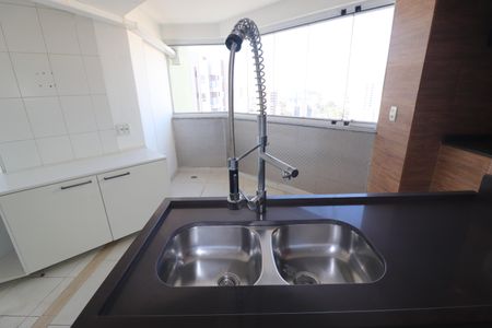Apartamento à venda com 107m², 2 quartos e 3 vagasCozinha