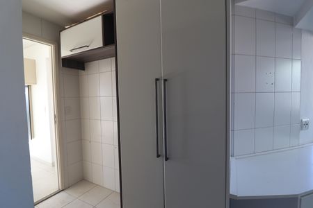 Apartamento à venda com 107m², 2 quartos e 3 vagasÁrea de Serviço
