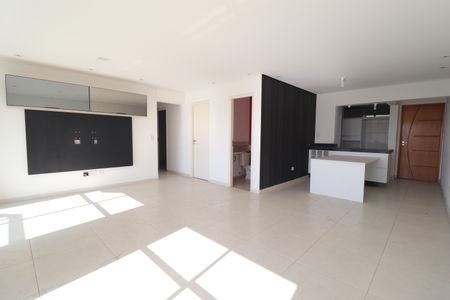 Sala de apartamento à venda com 2 quartos, 107m² em Vila Guiomar, Santo André