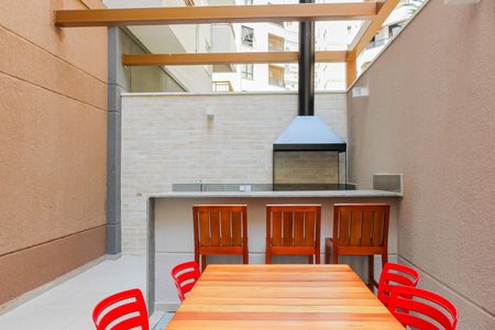 Apartamento para alugar com 42m², 2 quartos e sem vagaÁrea comum - Churrasqueira