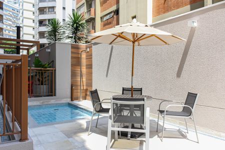 Apartamento para alugar com 42m², 2 quartos e sem vagaÁrea comum - Piscina