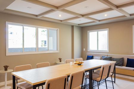 Apartamento para alugar com 42m², 2 quartos e sem vagaÁrea comum - Salão de festas