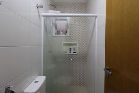 Apartamento à venda com 68m², 2 quartos e 1 vagaBanheiro da Suíte 2