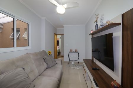 Sala de apartamento à venda com 2 quartos, 68m² em Vila Alzira, Santo André