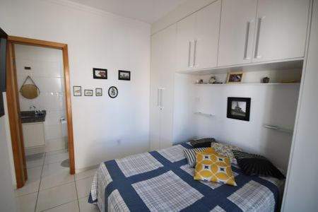 Apartamento para alugar com 75m², 2 quartos e 1 vagaSuíte